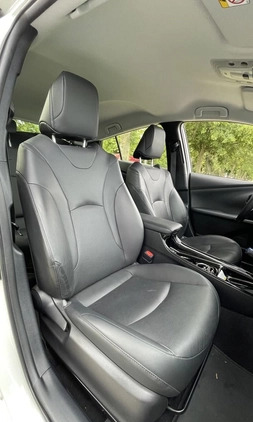 Toyota Prius cena 94800 przebieg: 55559, rok produkcji 2017 z Kolonowskie małe 154